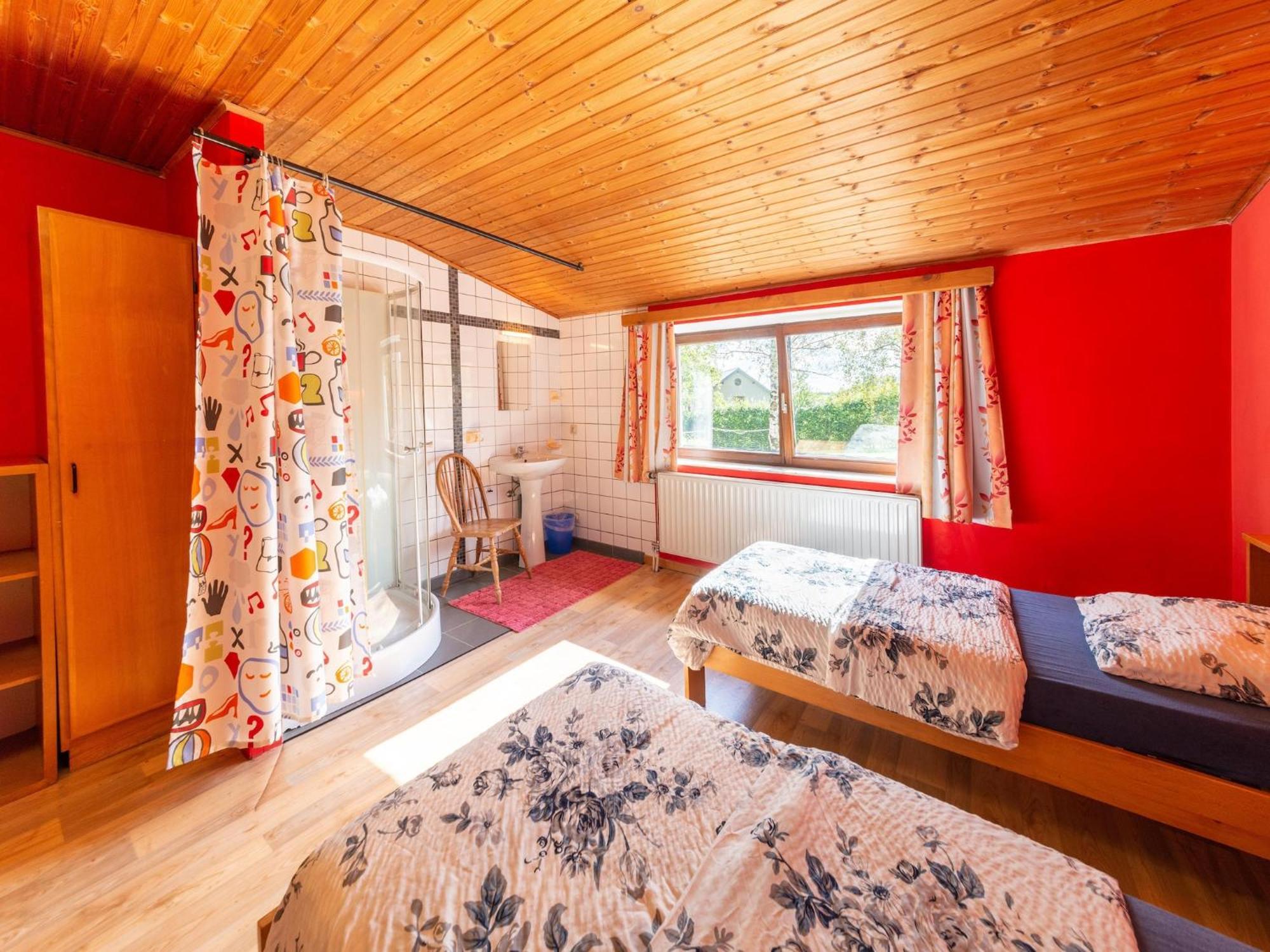 Wonderful Holiday Home In Montleban With Sauna Exteriör bild